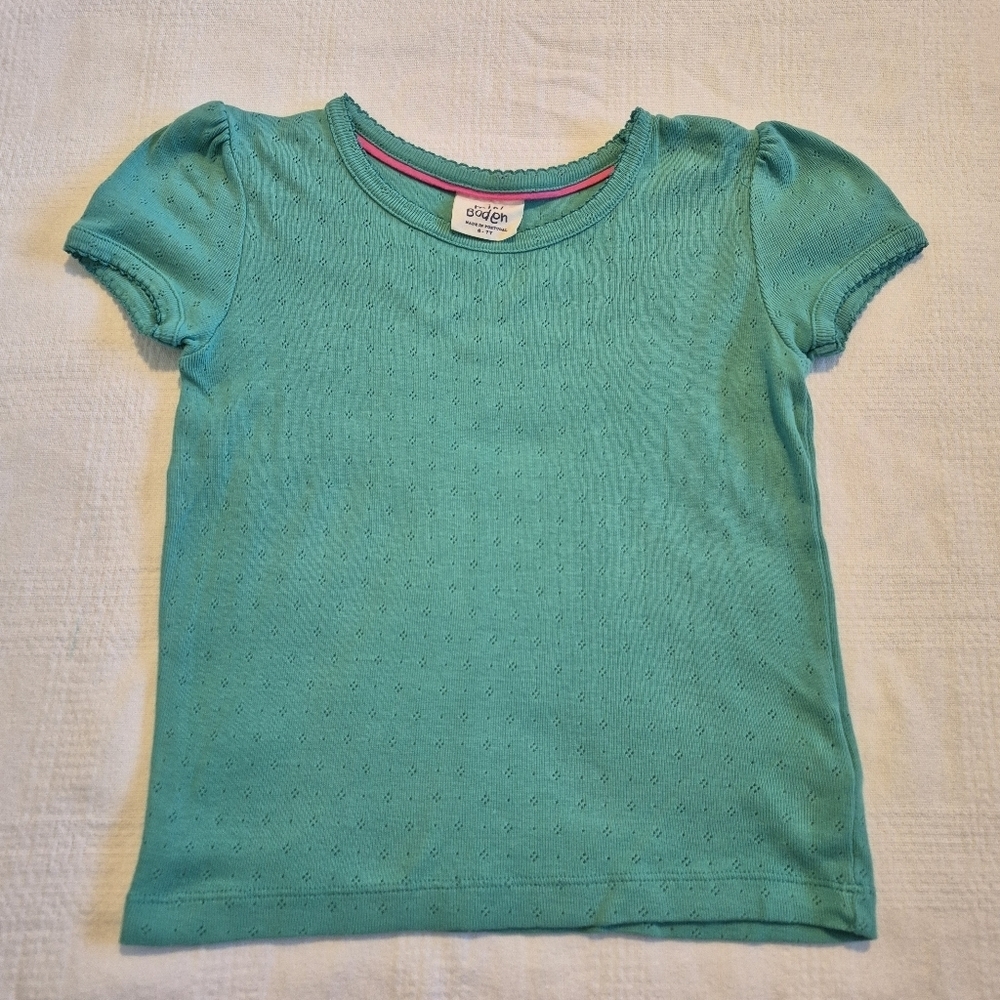Mini Boden girls size 6-7 years green shirt, VGUC